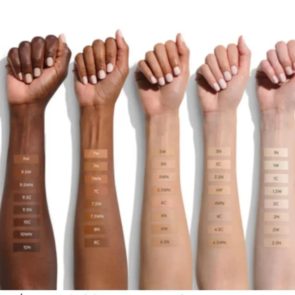 Kylie 2N fair neutral, subtle peachy undertones Cream Concealer New Full Size